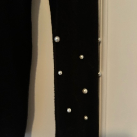 ZARA Black V-Neck Sweater with Pearl Accents on Sleeves - Picture 2 of 4